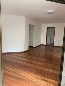 Apartamento à venda em Jardim Paulista com 150 m², 3 quartos, 3 suítes, 2 vagas