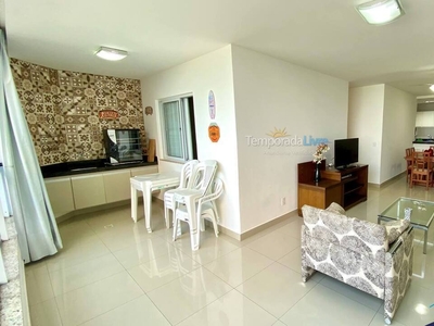 Apartamento de 3 quartos na Praia do Morro com Churrasqueira e Ar Cond