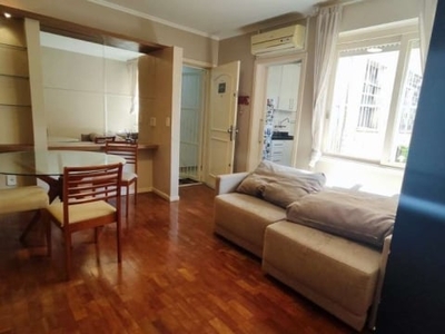 Apartamento com 2 quartos para alugar na rua mucio teixeira, 86, menino deus, porto alegre, 56 m2 por r$ 2.100