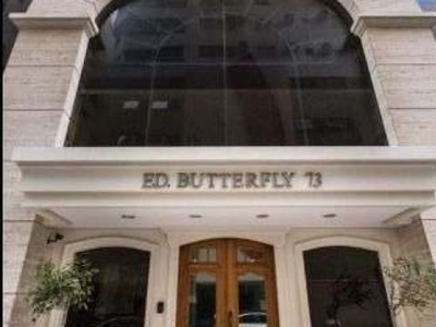 Apartamento edifício butterfly no centro de balneário camboriú, sc.