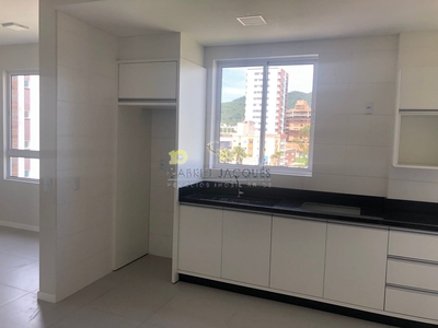 Apartamento em Cidade Universitária Pedra Branca, Palhoça/SC de 69m² 2 quartos para locação R$ 3.550,00/mes