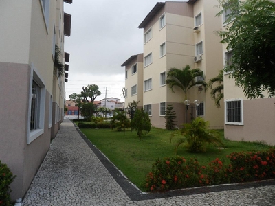 Apartamento em Itaperi, Fortaleza/CE de 50m² 2 quartos para locação R$ 600,00/mes