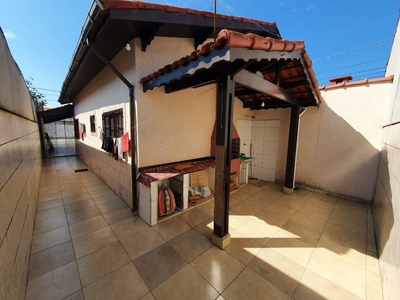 Casa em Balneário Maracanã, Praia Grande/SP de 120m² 2 quartos para locação R$ 2.000,00/mes