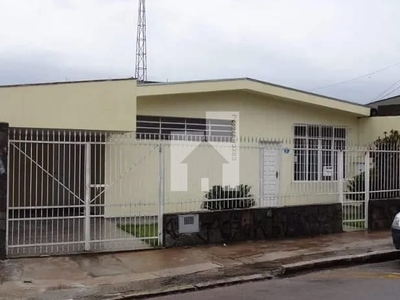 Casa em Centro, Jundiaí/SP de 186m² 2 quartos à venda por R$ 444.000,00