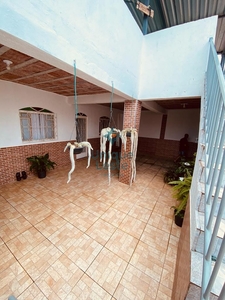 Casa em Conjunto Taquaril, Belo Horizonte/MG de 280m² 5 quartos à venda por R$ 197.000,00