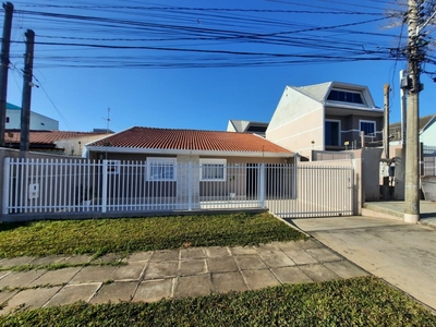 Casa em Fazendinha, Curitiba/PR de 135m² 3 quartos à venda por R$ 734.000,00