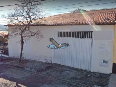 Casa em Núcleo Residencial Pedro Fumachi, Itatiba/SP de 218m² 4 quartos à venda por R$ 369.000,00