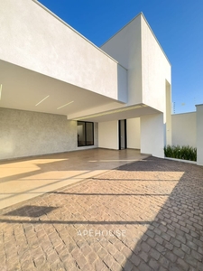 Casa em Residencial Interlagos, Rio Verde/GO de 280m² 3 quartos à venda por R$ 2.299.000,00