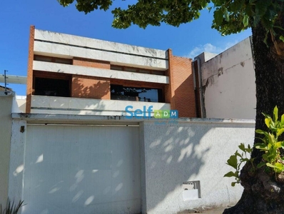 Casa em São Francisco, Niterói/RJ de 300m² 7 quartos para locação R$ 11.000,00/mes