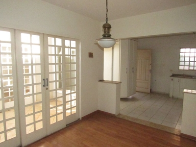 Casa em Vila Independência, Piracicaba/SP de 187m² 3 quartos à venda por R$ 650.000,00 ou para locação R$ 3.000,00/mes