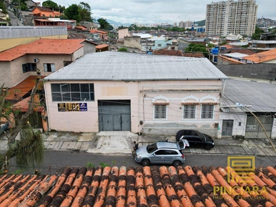 Galpão em São Lourenço, Niterói/RJ de 350m² para locação R$ 7.500,00/mes
