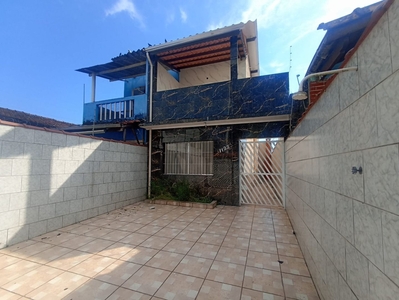 Sobrado em Vila Mirim, Praia Grande/SP de 183m² 3 quartos à venda por R$ 379.000,00