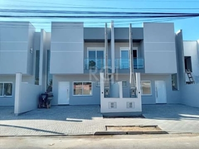 Vende-se excelente sobrado no bairro são josé, em canoas/rs. localizado próximo a universidade e hospital ulbra, estação de metrô e park shopping canoas, com fácil acesso a br-116.