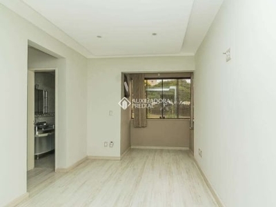 Apartamento com 2 quartos para alugar na avenida sertório, 9460, sarandi, porto alegre, 52 m2 por r$ 850