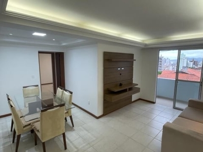 Reformado, semi mobiliado e com vista livre. raridade!