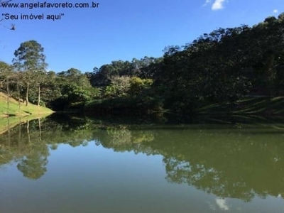 Casa condomíno serra dos cristais! linda vista! excelente condomínio! aceita carro como parte de pagto!