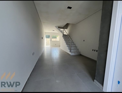 Casa no Bairro Água Verde em Blumenau com 2 Dormitórios (2 suítes) e 80 m²