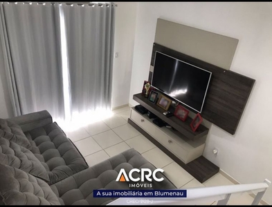 Casa no Bairro Fidelis em Blumenau com 2 Dormitórios e 72 m²