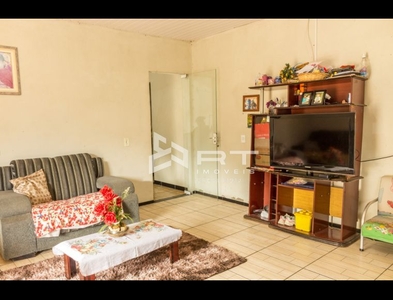 Casa no Bairro Progresso em Blumenau com 3 Dormitórios (1 suíte) e 122 m²