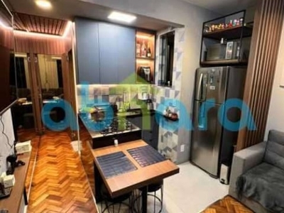 Kitnet / stúdio à venda na avenida nossa senhora de copacabana, copacabana, rio de janeiro, 35 m2 por r$ 600.000