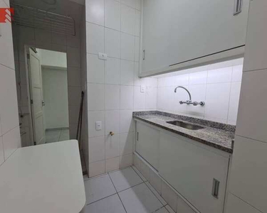 Apartamento com 2 dormitórios para alugar, 43 m² por R$ 3.581,60/mês - Copacabana - Rio de