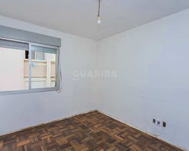 Apartamento de 2 dormitórios no bairro Petrópolis