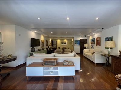 Apartamento em Barra da Tijuca, Rio de Janeiro/RJ de 221m² 4 quartos à venda por R$ 1.869.000,00