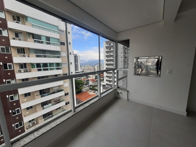 Apartamento em Kobrasol, São José/SC de 88m² 2 quartos para locação R$ 4.500,00/mes