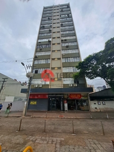 Apartamento em Zona 01, Maringá/PR de 80m² para locação R$ 900,00/mes