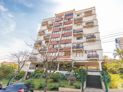 Apartamento para venda possui 118 metros quadrados com 3 quartos em Petrópolis - Porto Ale