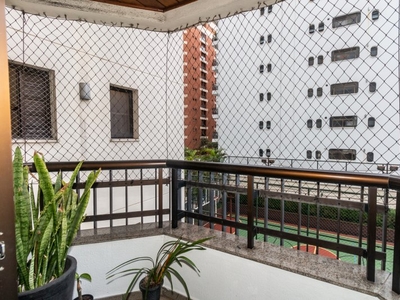 Apartamento - São Paulo, SP no bairro Moema