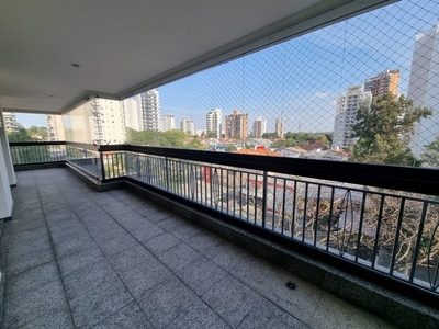 Campo Belo Rua Edson 254m² varanda com churrasqueira 5 vagas lazer completo 1 por andar .