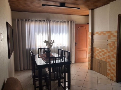 Casa com 3 Quartos e 2 banheiros à Venda, 150 m² por R$ 171.000