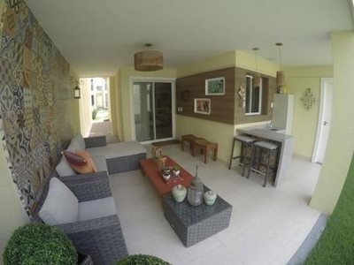 Casa com 4 dormitorios a venda, 213 m² por R$ 550.000 - Lagoa Redonda - Fortaleza/CE