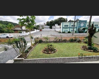 Casa com 4 dormitórios para alugar, 140 m² por R$ 2.800,00/mês - Glória - Joinville/SC