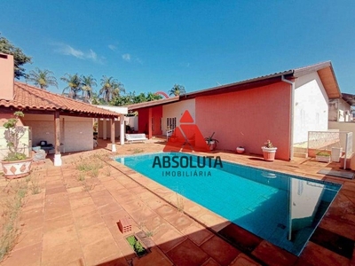 Casa com 4 dormitórios para alugar, 308 m² por R$ 6.240/mês - Vila Nossa Senhora de Fátima