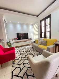 Casa de condomínio para venda com 110 metros quadrados com 3 quartos em Olho D'Água - São