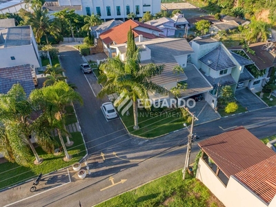 Casa em Ariribá, Balneário Camboriú/SC de 325m² 4 quartos à venda por R$ 3.668.000,00