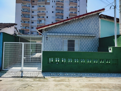 Casa em Boqueirão, Praia Grande/SP de 55m² 1 quartos à venda por R$ 234.000,00