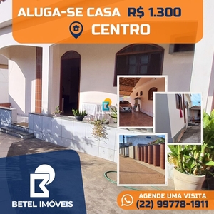 Casa em Centro, São Francisco De Itabapoana/RJ de 160m² 3 quartos para locação R$ 1.300,00/mes