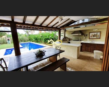 Casa em condomínio alto padrão- piscina privativa- ofurô- 4 suítes - quadra de tênis