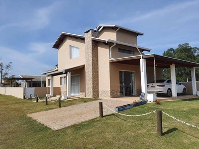 Casa em Condomínio Ninho Verde I, Porangaba/SP de 530m² 3 quartos à venda por R$ 692.000,00