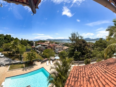 Casa em Itaipu, Niterói/RJ de 1061m² 5 quartos à venda por R$ 3.199.000,00