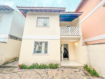 Casa em Serra Grande, Niterói/RJ de 125m² 3 quartos à venda por R$ 589.000,00