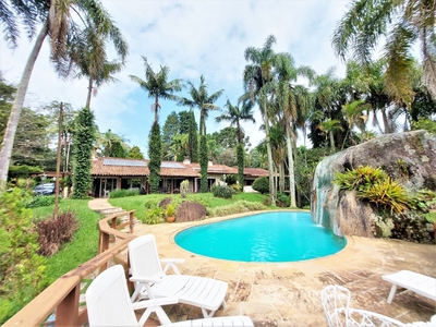 Casa em Taboleiro Verde, Cotia/SP de 330m² 3 quartos à venda por R$ 1.899.000,00