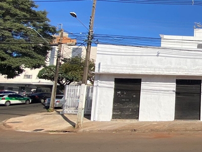 Casa em Vila Ziober, Londrina/PR de 180m² 1 quartos para locação R$ 3.000,00/mes