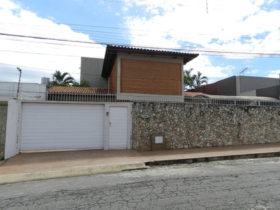 Casa para aluguel com 398 metros quadrados com 3 quartos em Setor Sul - Goiânia - GO