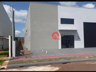 Galpão em Zona 02, Maringá/PR de 700m² para locação R$ 8.000,00/mes