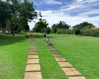 Rancho para Alugar-Cássia/Delfinópolis-loteamento fechado-175 km de Ribeirão