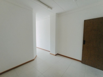 Sala em Itaigara, Salvador/BA de 35m² para locação R$ 1.523,92/mes
